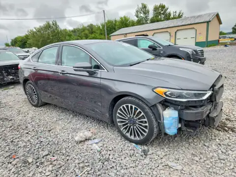 3FA6P0HD6JR224667 — 2018 Ford Fusion, zdjęcie 4 z Copart, Przód