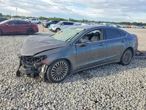 3FA6P0D92JR233819 — 2018 Ford Fusion, Front end (Front End), before-repair photos