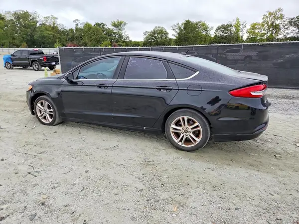 3FA6P0HD2JR283568 — 2018 Ford Fusion, photo 2 from Copart 13.10.2026, Rear end