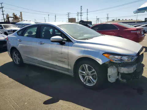2018 Ford Fusion VIN 3FA6P0UU7JR273575 фото 4