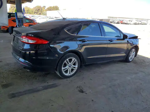 3FA6P0LU2JR206934 — 2018 Ford Fusion, ფოტო 3, Copart 22.10.2026, წინა ნაწილი