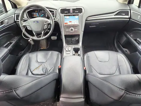 3FA6P0RU8JR177639 — 2018 Ford Fusion, Przód, zdjęć przed naprawą