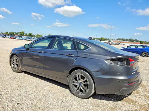 3FA6P0CD2KR233889 — 2019 Ford Fusion, ფოტო 2, Copart 28.10.2026, უკანა ნაწილი
