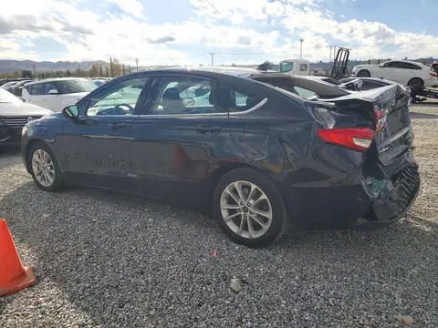3FA6P0LU2KR207745 — 2019 Ford Fusion, foto 2 de Copart 28.10.2026, Parte trasera