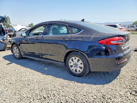 2020 Ford Fusion VIN 3FA6P0G75LR127684 фото 2