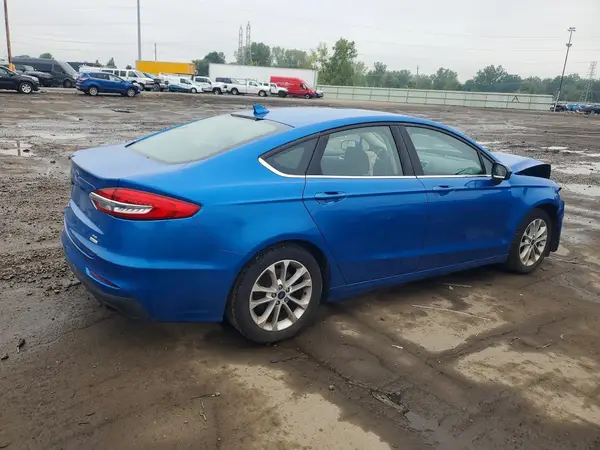 3FA6P0HD0LR260759 — 2020 Ford Fusion, photo 3 from Copart, Front end