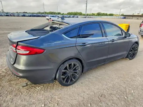 3FA6P0HD0LR233500 — 2020 Ford Fusion, фото 3 с аукциона Copart, БОКОВАЯ ЧАСТЬ