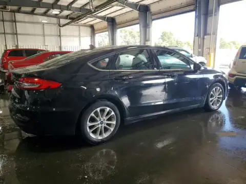 3FA6P0HD4LR223858 — 2020 Ford Fusion, zdjęcie 3 z Copart, Przód