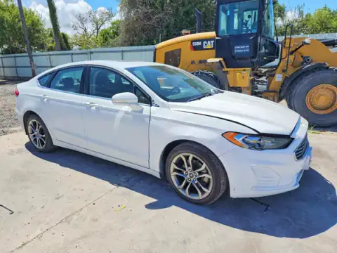 3FA6P0CD3LR130658 — 2020 Ford Fusion, foto 4 de Copart, Parte delantera
