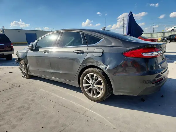 3FA6P0HD9LR230806 — 2020 Ford Fusion, photo 2 from Copart 05.10.2026, Front end