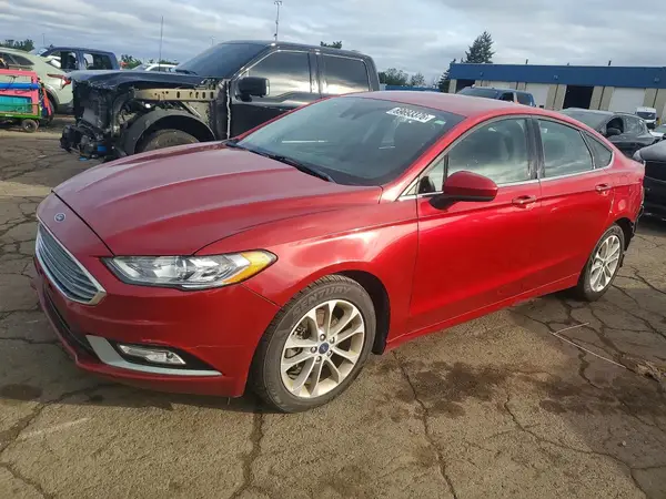 3FA6P0HD2LR143569 Ford Fusion 2020 — Rear end damage, before-repair photo