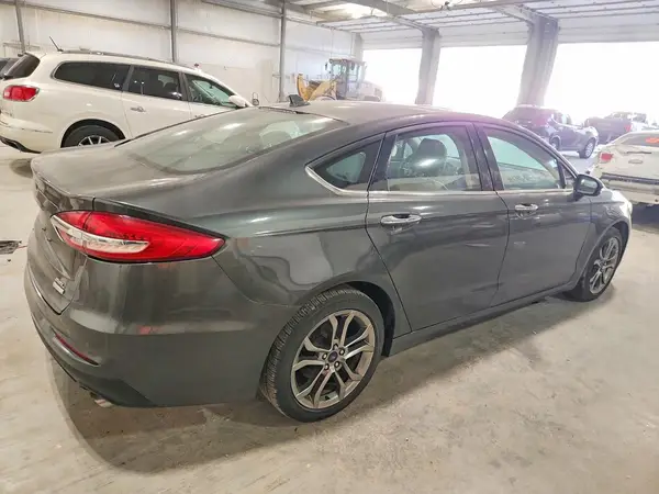 3FA6P0CD8LR115458 — 2020 Ford Fusion, photo 3 from Copart, Minor dents and scratches