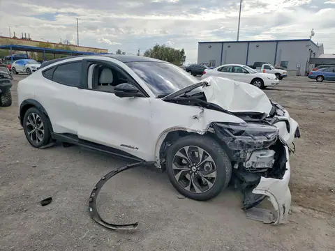 2021 Ford Mustang Mach-E VIN 3FMTK3R79MMA09237 фото 4