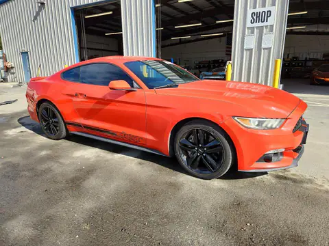 1FA6P8THXF5336598 — 2015 Ford Mustang, ფოტო 4, Copart 20.10.2026, უკანა ნაწილი