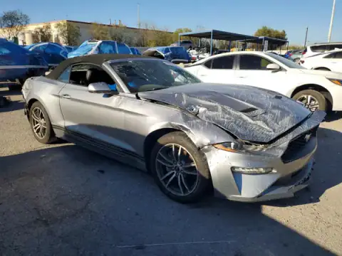 1FATP8UH4L5143165 — 2020 Ford Mustang, zdjęcie 4 z Copart, Dachowanie