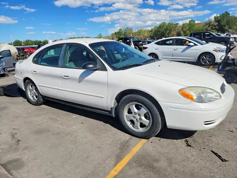 2005 FORD TAURUS VIN 1FAFP53U85A231799 фото 4