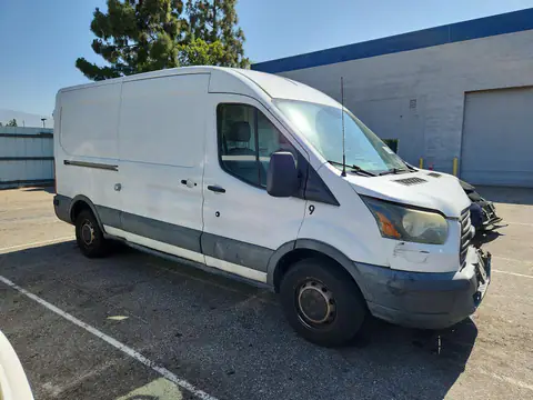 1FTNR2CG8FKA62517 — 2015 Ford Transit, zdjęcie 4 z Copart 15.10.2026, Przód