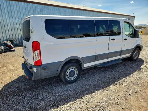 1FBZX2ZM4JKA71054 — 2018 Ford Transit, фото 4 с аукциона Copart 14.10.2026, Подтопление
