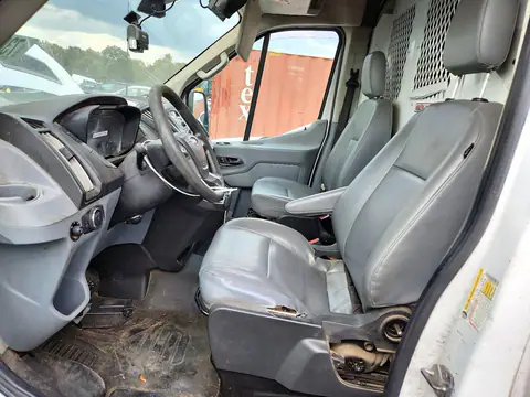 1FTYR2XM7KKA27541 — 2019 Ford Transit, Uszkodzenia dookoła, zdjęć przed naprawą
