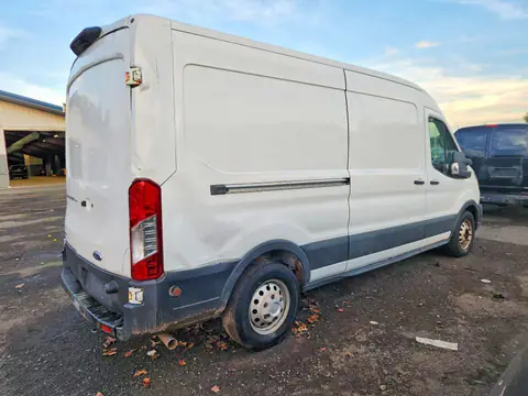 1FTBR2C81LKA07933 — 2020 Ford Transit, фото 3 с аукциона Copart 29.09.2026, Боковая часть