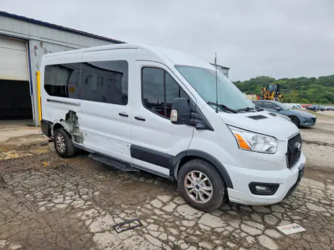 1FBAX2CG2NKA78509 — 2022 Ford Transit, foto 4 de Copart 21.10.2026, Lateral