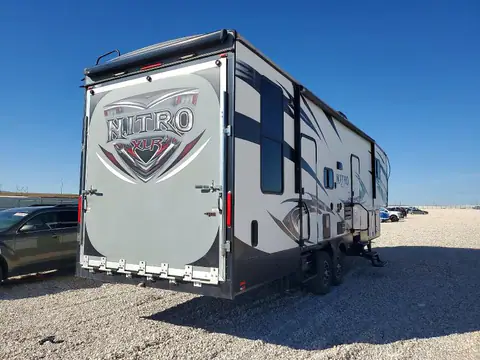 4X4FXLE2XHF162058 — 2017 Forest River Nitro Xlr, фото 4 с аукциона Copart 28.10.2026, вандализм