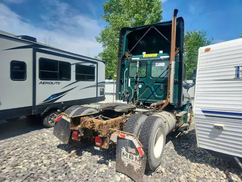 2018 FREIGHTLINER CASCADIA 113 VIN 3AKBGADV7JSJL4565 фото 4