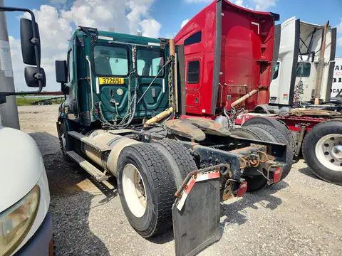 2018 FREIGHTLINER CASCADIA 113 VIN 3AKBGADV3JSJL4479 фото 2