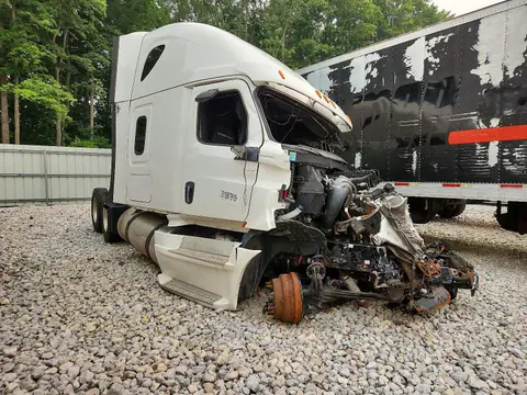 3AKJHHDR7JSJW0118 — 2018 Freightliner Cascadia 126, Повреждения со всех сторон (All Over), фото до ремонта
