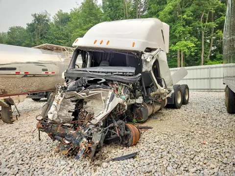 2018 FREIGHTLINER CASCADIA 126 VIN 3AKJHHDR7JSJW0118 фото 2
