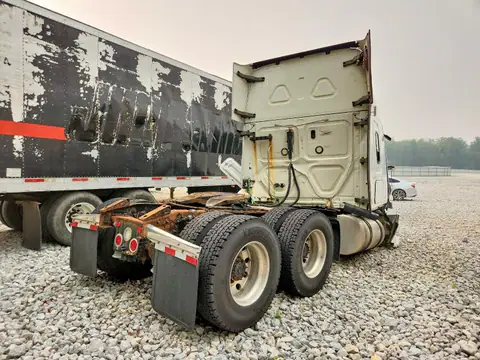 2018 FREIGHTLINER CASCADIA 126 VIN 3AKJHHDR7JSJW0118 фото 4