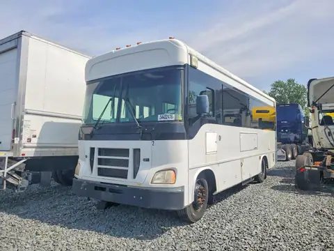 2013 FREIGHTLINER CHASSIS VIN 4UZADEDT1DCFF1403 фото 2