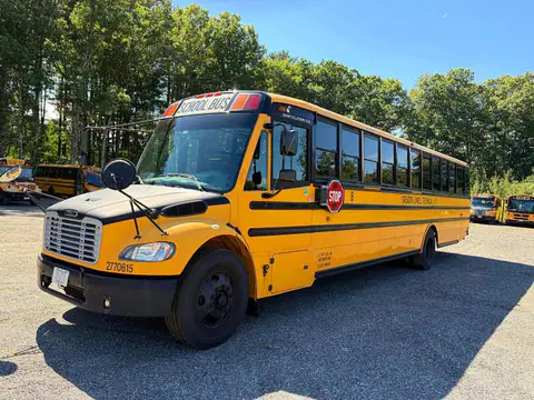 2015 FREIGHTLINER CHASSIS VIN 4UZABRDU9FCFW9497 фото 2