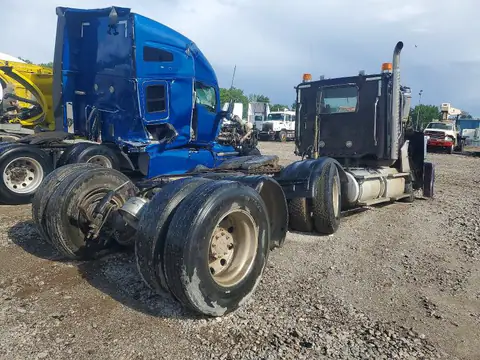 2014 FREIGHTLINER CORONADO VIN 3AKJGNDV4EDFT2932 фото 4