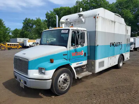 2001 FREIGHTLINER MEDIUM CONVENTIONAL VIN 1FV6GJBC91HH58108 фото 2