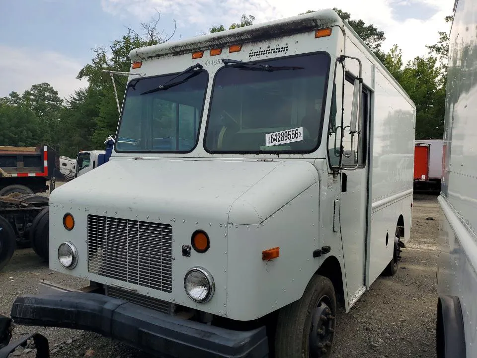 2004 FRHT - FREIGHTLINER CHASSIS VIN 4UZAANCP64CL85264 фото 1