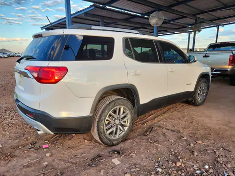 1GKKNLLS0HZ312243 — 2017 GMC Acadia, фото 3 с аукциона Copart 27.10.2026, ПЕРЕДНЯЯ ЧАСТЬ