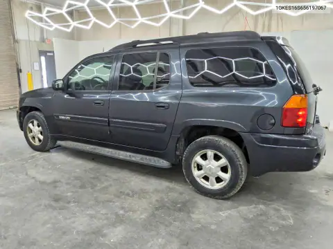 1GKES16S656197067 — 2005 GMC Envoy, photo 2 from Copart 20.10.2026, Mechanical damage