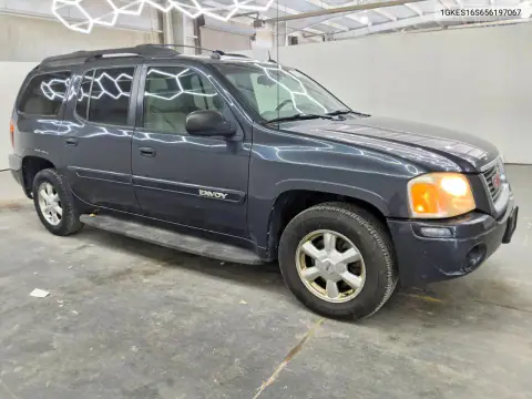 1GKES16S656197067 — 2005 GMC Envoy, photo 4 from Copart 20.10.2026, Mechanical damage