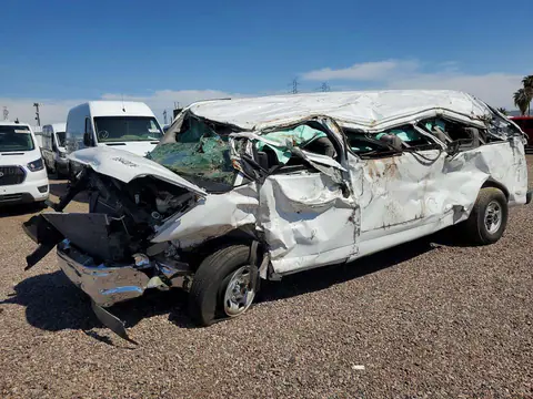 1GJZ7PFP4S1257278 — 2025 GMC Savana, Опрокидывание (Rollover), фото до ремонта