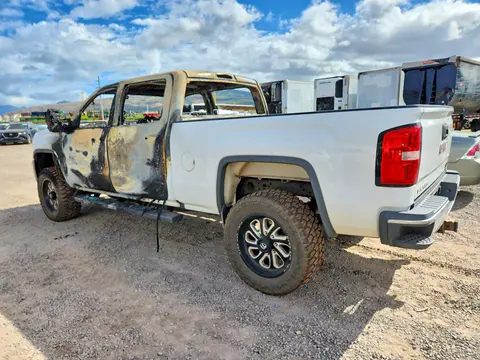 2016 GMC Sierra VIN 1GT12RE89GF212873 фото 2