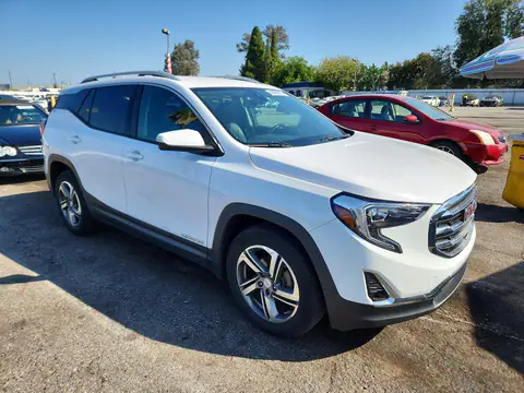 3GKALPEV3ML318099 — 2021 GMC Terrain, zdjęcie 4 z Copart 30.10.2026, Tył