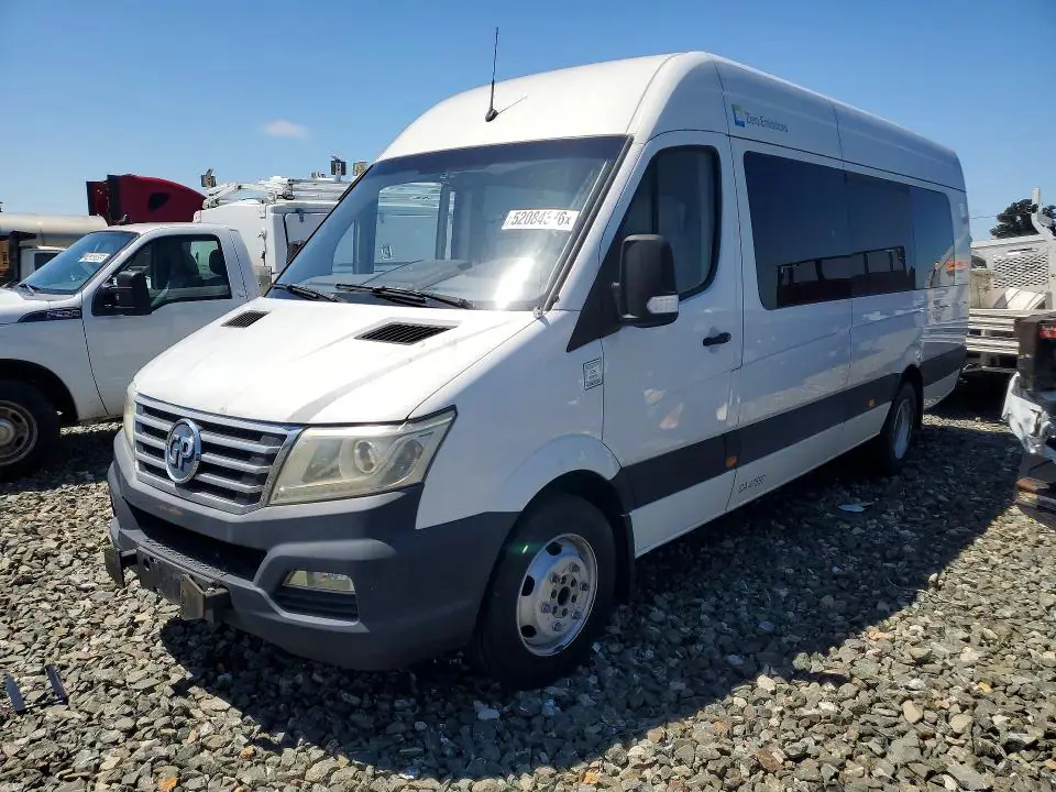 1G9CG2CD2JD492002 Greenpower Motors EVC210 2018 — повреждение Мелкие вмятины и царапины, фото до ремонта