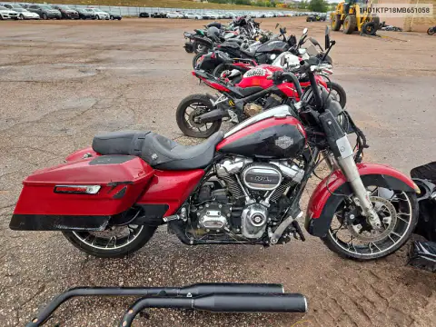 1HD1KTP18MB651058 — 2021 Harley-Davidson Road Glide, Front end, before-repair photos