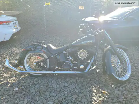1HD1JRV18HB040171 — 2017 Harley-Davidson Softail, Rollover, before-repair photos