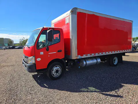 JHHSDM2H9JK006213 — 2018 Hino 195, Мелкие вмятины и царапины (Minor Dent/Scratches), фото до ремонта