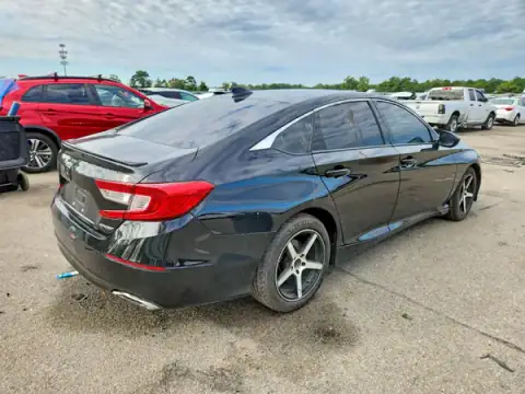 1HGCV1F34JA020562 — 2018 Honda Accord, ფოტო 3, Copart 23.09.2026, მცირე ჩაღრმავებები და ნაკაწრები