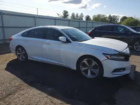1HGCV2F93KA024954 — 2019 Honda Accord, photo 4 from Copart 23.10.2026, Front end