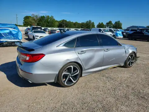 1HGCV1F32MA100835 — 2021 Honda Accord, photo 3 from Copart, Front end