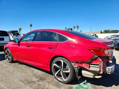 1HGCV1F33MA077985 — 2021 Honda Accord, foto 2 de Copart 23.10.2026, Parte delantera